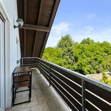 Appartamento Lemon 5 Fuer Gruppen Und Teams - Ideal Fuer Monteure - Grosse Mit 2 Baedern Oberasbach