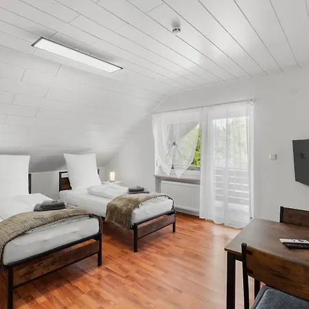 Apartamento Lemon 5 Fuer Gruppen Und Teams - Ideal Fuer Monteure - Grosse Mit 2 Baedern Oberasbach